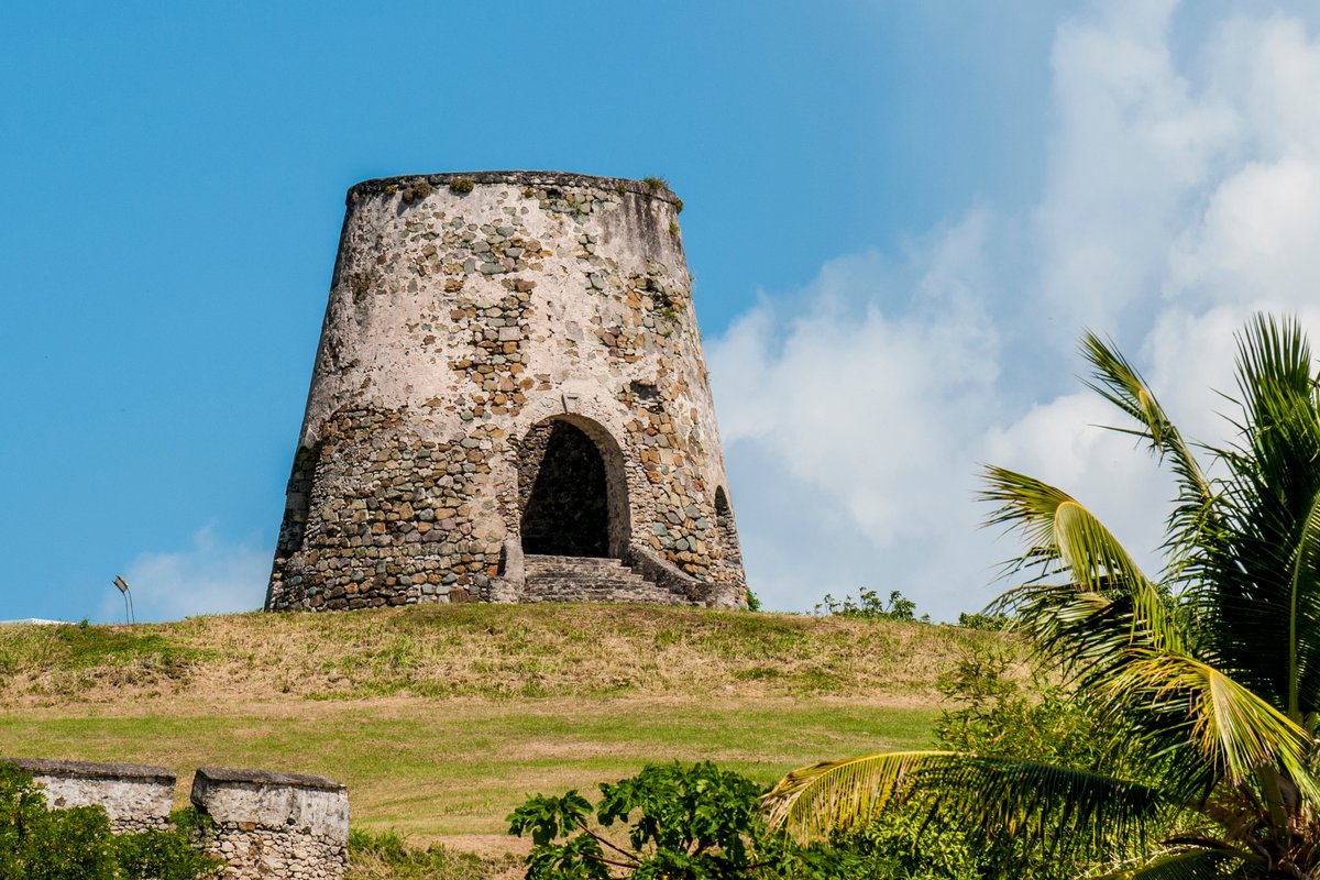 🌸✨History meets harmony, from the ruins of old sugar mills to blooming gardens and coral-filled seas, St. Croix is a Caribbean treasure with stories written in every breeze and wave🐬

💙Start your St. Croix love story at MarryCaribbean.com

#MarryCaribbean #StCroix #USVI