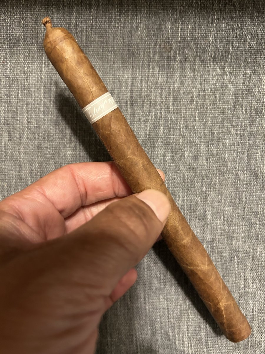Mummy Skinny Monster. #nowsmoking #cigarlife