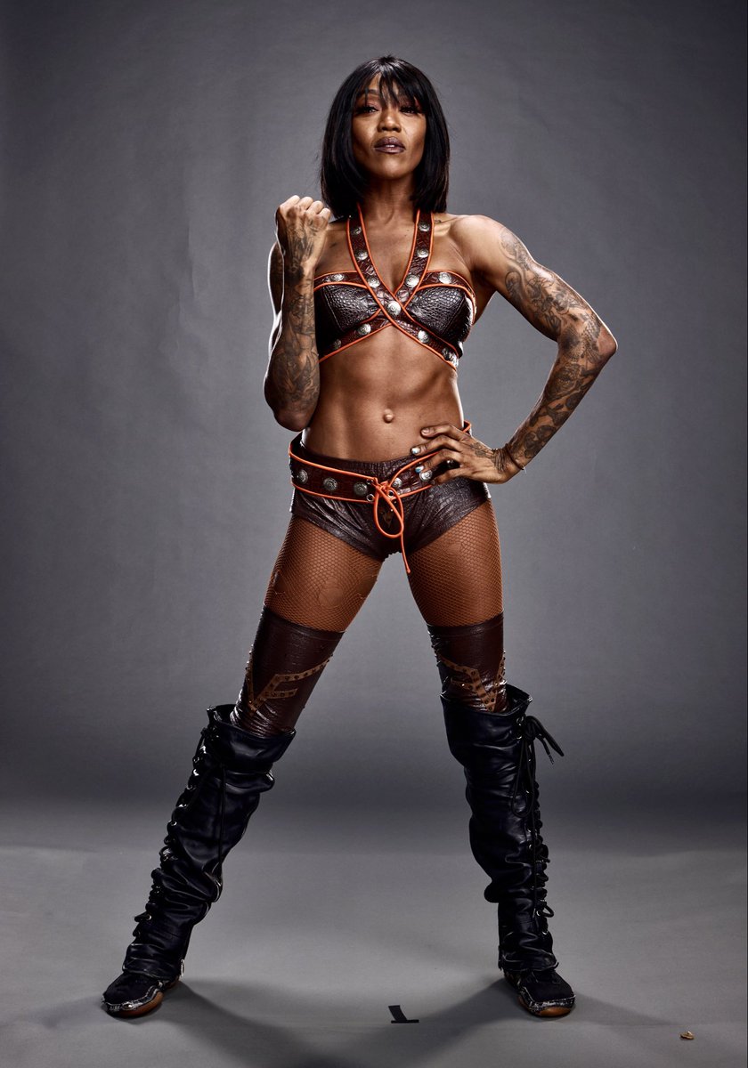 VIX_CROW's tweet photo. There’s an event TONIGHT. #1 Contender Battle Royal @WWENXT, haven’t you heard?
Heavens! I can see us we taking one of your NXT championships to TNA ….
#victoria #tnaknockout
#magicball
#Aliciafox https://t.co/DBcpGd3KCz