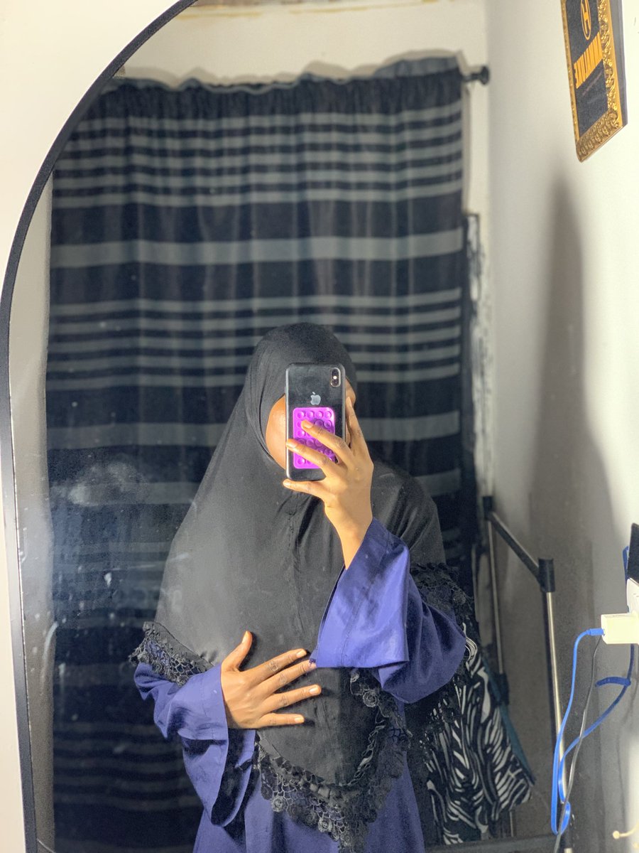 soft_girlie's tweet photo. Good evening, guys!
My name is Islamiyah Salahudeen. I’m an entrepreneur,I sell scarves, hijabs, office pants, and joggers. I also sew ladies’ wears. I’m based in Ibadan, and I’m looking forward to having you all in my corner as potential customers. https://t.co/tYgFvxhMpJ