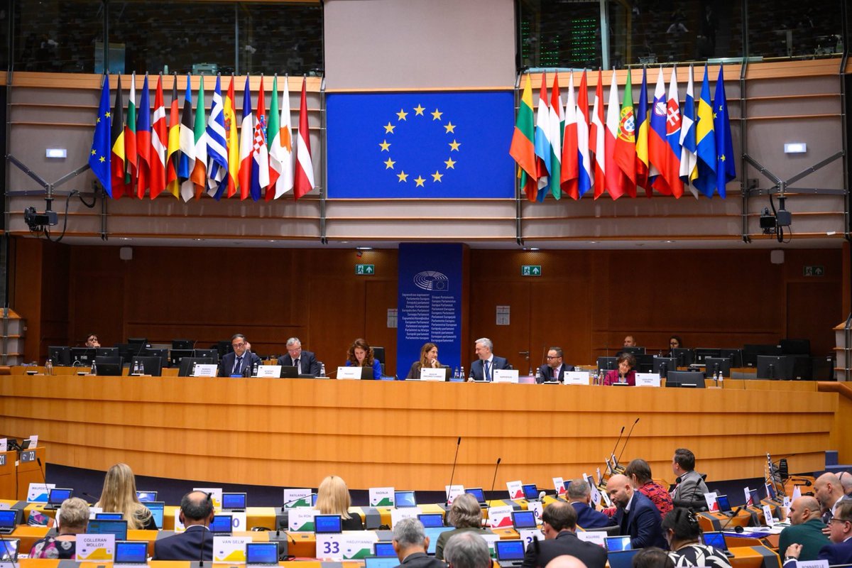 Europe’s biodiversity rescue starts today! 🌱

The <a href="/EU_CoR/">European Committee of the Regions</a> has adopted my opinion on “Nature Credits” – a first step toward markets that reward restoring, not destroying, nature.

Nature Credits will incentivise those who help revive biodiversity across the EU. 🌍

#NatureCredits