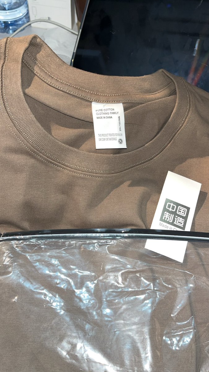 ForeverPurple17's tweet image. Heavy plain t shirts available 

500g 

🏷️150 cedis each