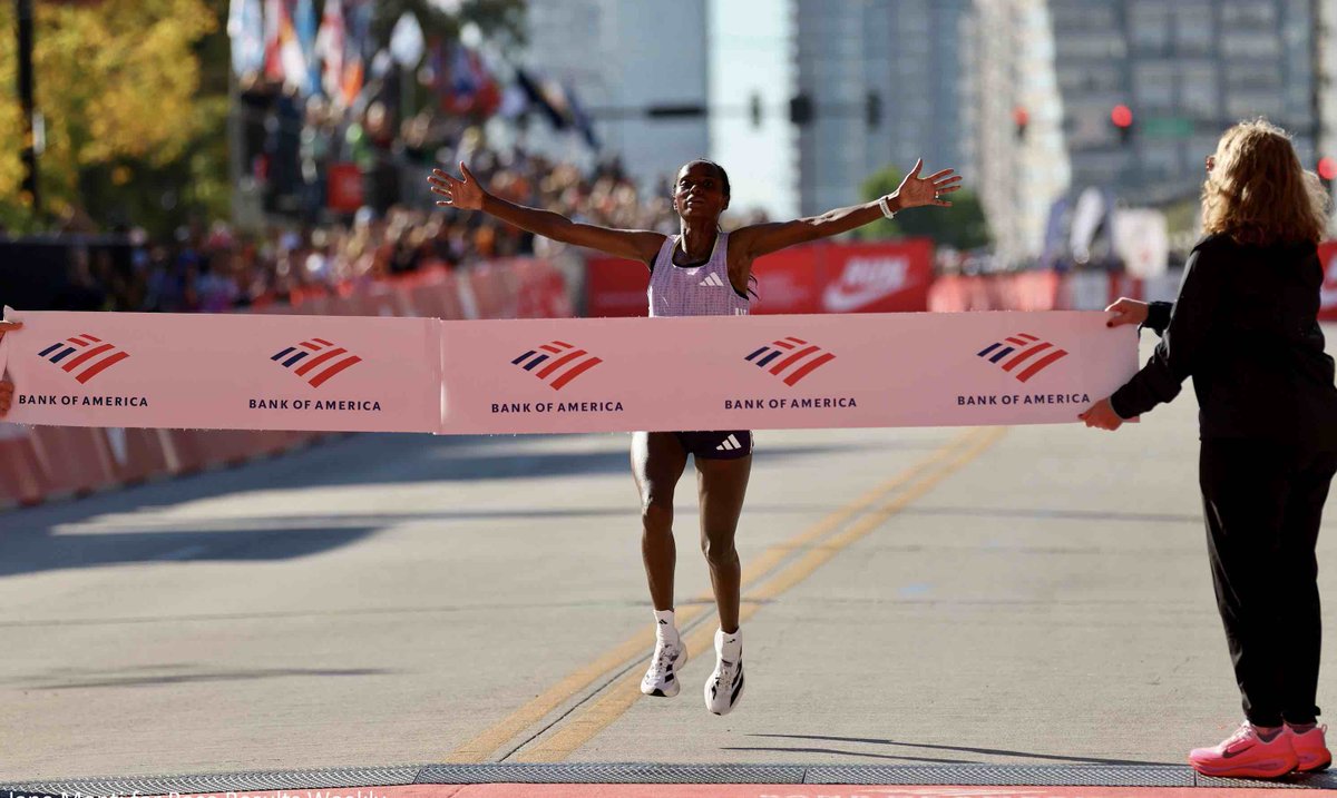 RunBlogRun's tweet image. 2025 Bank of America Chicago Marathon, Top Ten Women
1. Hawi Feysa Geija Ethiopia, 2:14:56
2. Mergetu Alemu, Ethiopia, 2:17:18
3. Magdelina Shuari, Tanzania, 2:18:03 PB
4. Loice Chemung, Kenya, 2:18:23, Debut
5. Mary Ngugi-Cooper, Kenya, 2:19:25 PB
6. Natosha Rogers, USA,…