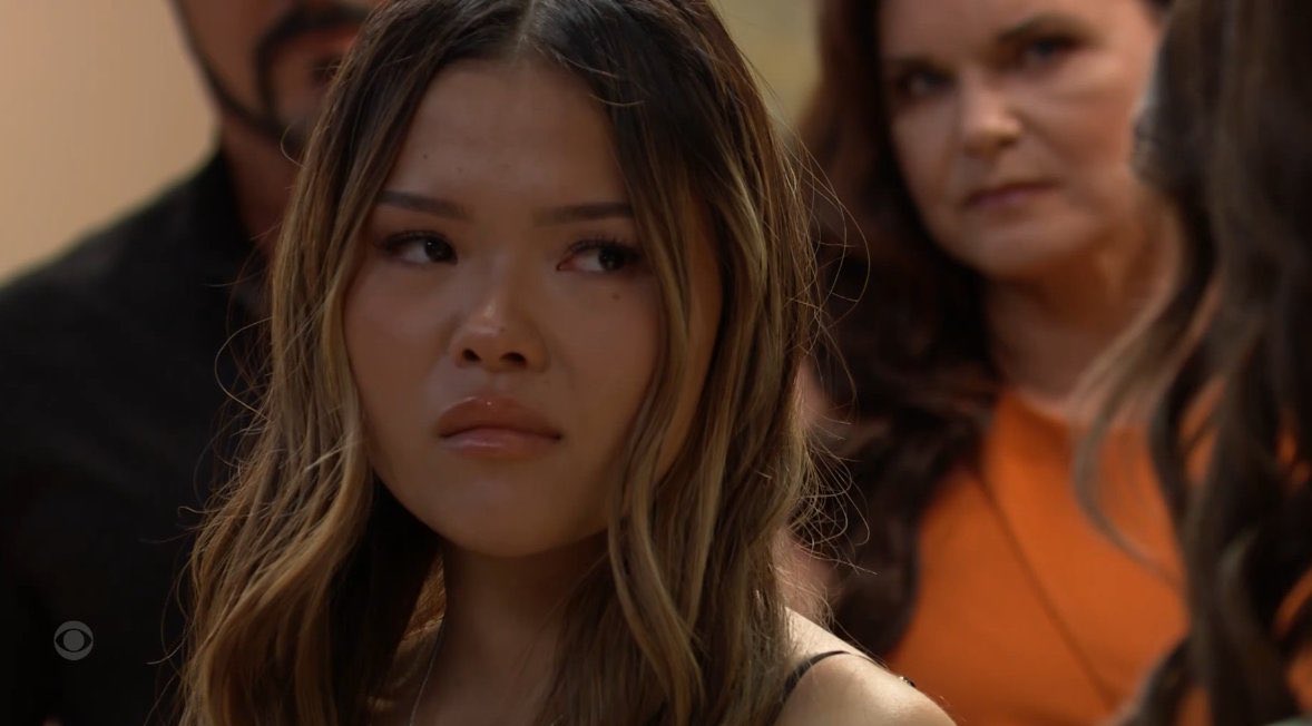 cardinalsbird's tweet image. Can #BeyondTheGates get #lisayamada out her contract with Bold and get her on the show. She deserves so much better than this stupid storyline. #CBS #BTG