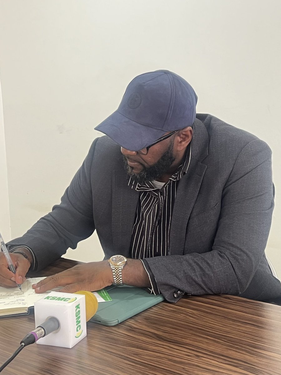 KSMCNewsNG's tweet photo. Team @KadunaElectric visits KSMC to strengthen partnership and community development efforts.
MD/CEO Mr. Ben S.D. Kure appreciated the visit and the shared vision for progress. ⚡
#KSMC #KadunaElectric #Kaduna #MediaForDevelopment https://t.co/a4cni4q8KM