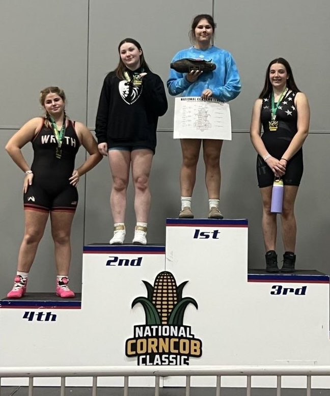 Congrats to Aurora Lloyd on her Championship at the National Corncob Classic Tournament this past weekend.  It was great to see so many Linn-Mar Girls competing in the pre-season!