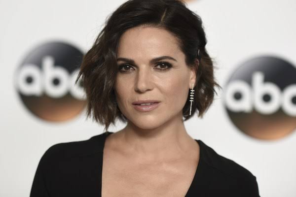 italymystery's tweet photo. Lana Parrilla will appear in The Devil Wears Prada.
The secret behind her journey in Milan. https://t.co/X6ECoiln9A