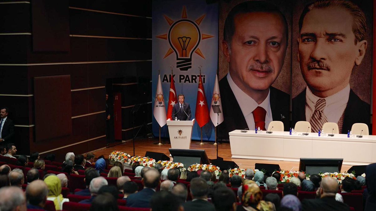 📍 AK Parti Genel Merkezi

İki gün boyunca, 81 ilimizin Ana Kademe, Kadın ve Gençlik Kolları Ekonomi İşleri Başkanlarımızla birlikte,AK Parti Genel Merkez Ekonomi İşleri Başkanlığı olarak gerçekleştirdiğimiz İl Ekonomi İşleri Başkanları Eğitim ve istişare Toplantımızı,