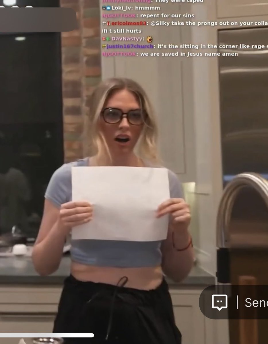 sshrootmatrix's tweet photo. @LudwigAhgren @Inoxtag If only he knew his gf was the 2nd most famous person on the internet right now… https://t.co/Wm8CdEivei