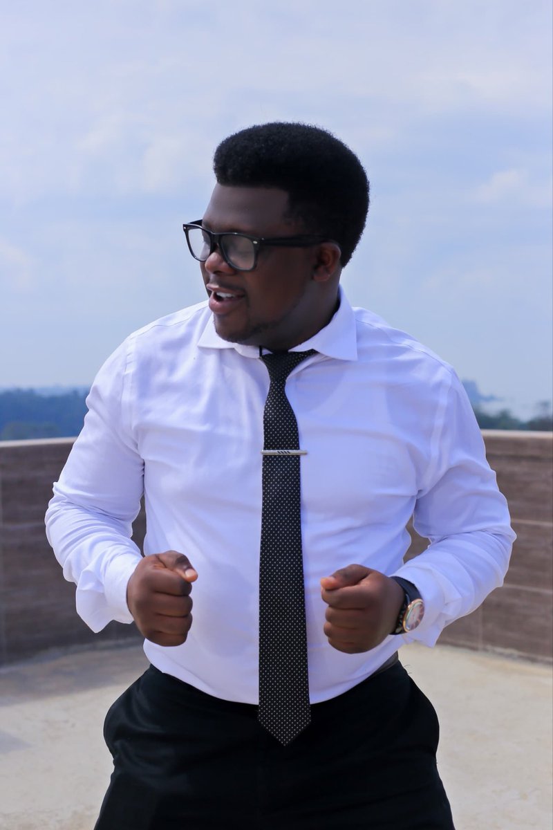 Dancing to Archi by <a href="/diamondp/">真一</a> 🇹🇿