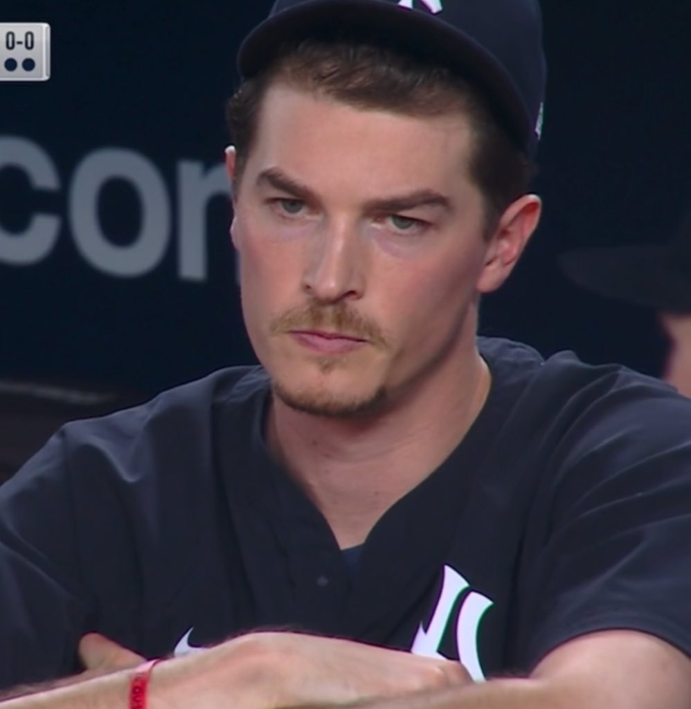 sports live tweeter yadira tweet media