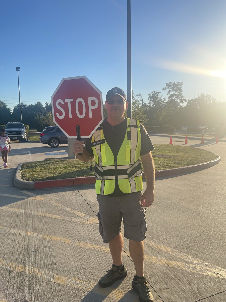 Mr. Wright thank you for helping to keep our dear Grizzlies safe! <a href="/HumbleISD_GE/">Groves Elementary</a>