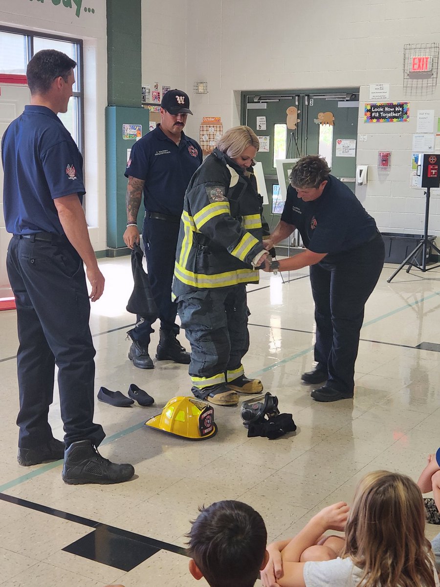 Ashley Steimel tweet media