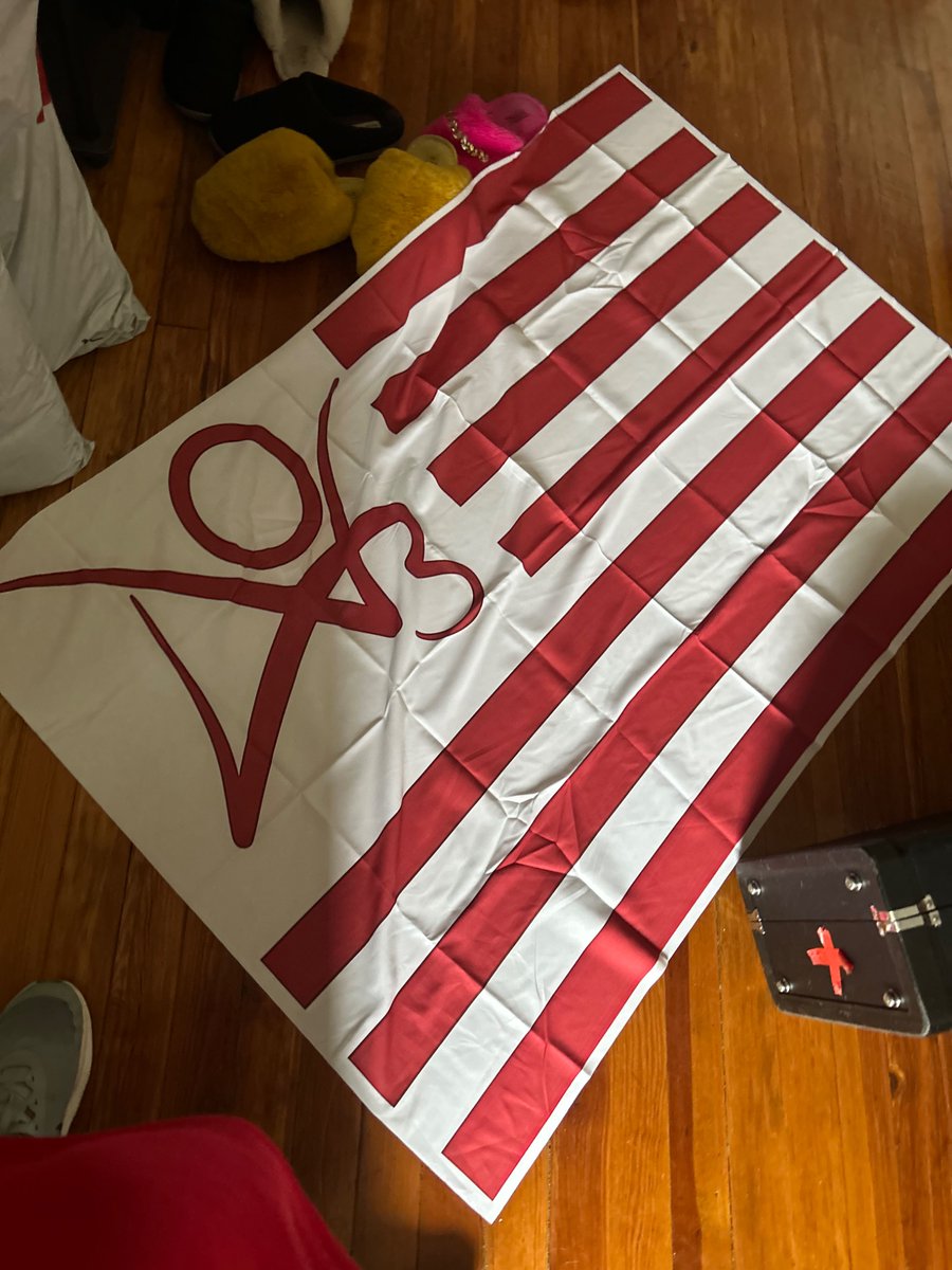 Loutishflow's tweet image. Hi