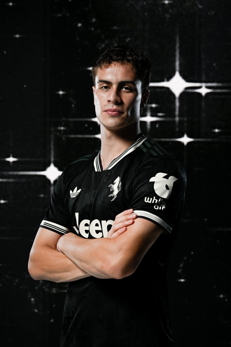 Altro gol con la Turchia per Yildiz, stavolta contro la Georgia 🇹🇷⚽️

Kenan ⭐️