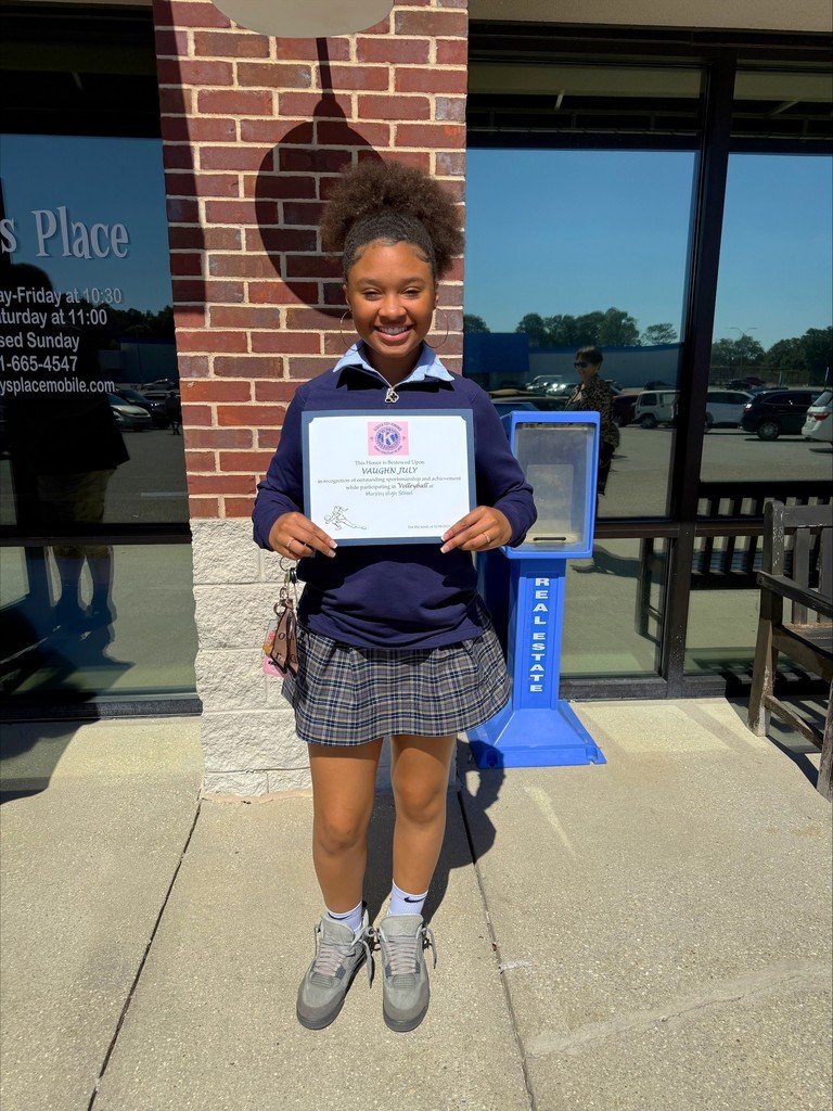 Congratulations to Vaughn July for being named Kiwanis Club Player of the Week.

She had 22 assists, 74 digs, 2.27 passer rate (on a 3.0 scale), 13 kills, and 15 aces last week!