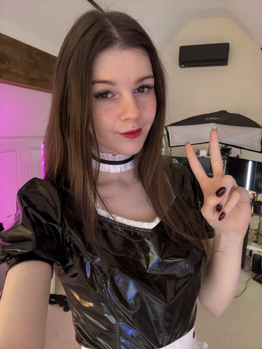 F1NN5TER's tweet image. lost a bet (i swear)