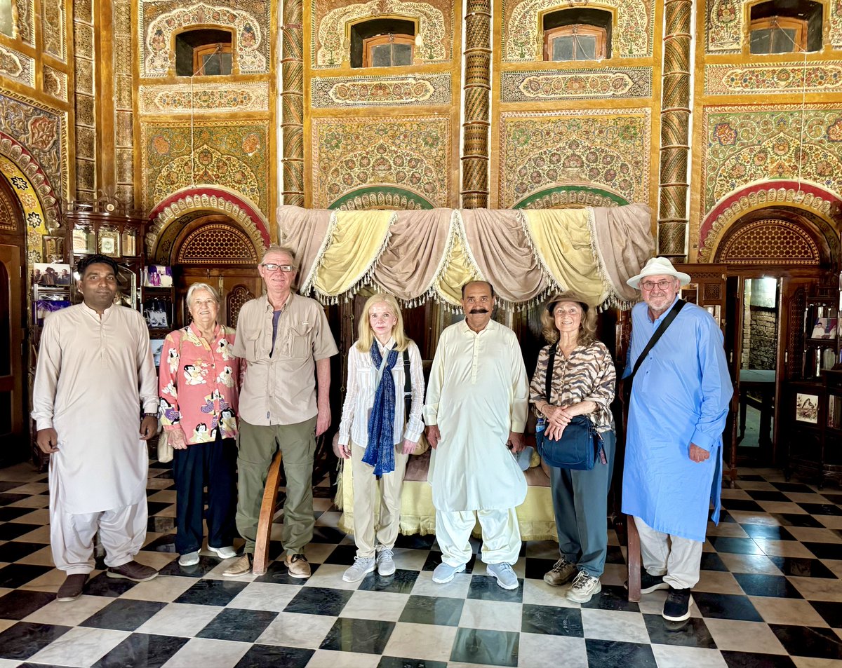 bilawal72's tweet photo. American tourists explored the royal beauty of White Palace Kotdiji, Khairpur Mir’s Sindh.
Sindh’s heritage continues to inspire visitors from around the world!
.
.
.
.
#FaizMahal #travel #sindhwale #tourism #stdc #reels #instadaily https://t.co/gQesLg7ERk