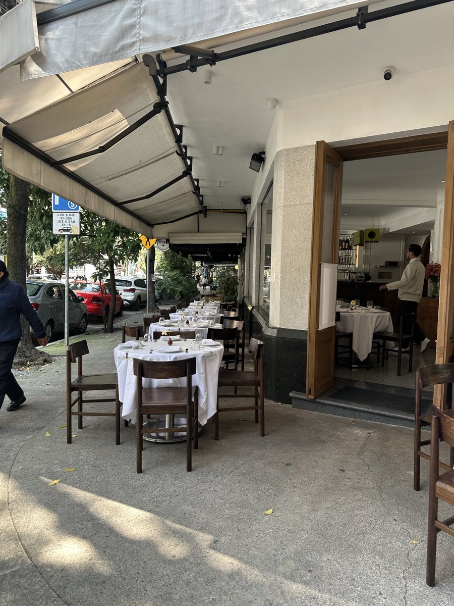 CesCasey tweet media