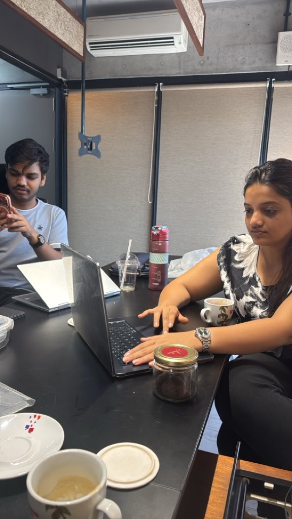 Joy_Juncture's tweet photo. Kabhi kabhi lagta hai gaadi nikalne ke baad humeee yaad aata hai humme bhi gaadi pakd leni chaiyi thiii….
Feels like we missed banking on diwali season :(
Day 106: #BuildwithJoyJuncture https://t.co/s5IKYpBCzc
