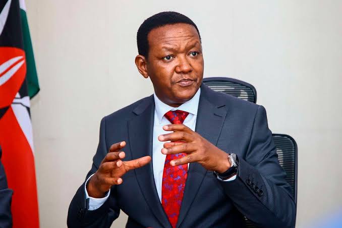 I’ve just been informed that families of Kenyans who went to Russia and Ukraine to “work” and are now missing are being called and threatened by private numbers.

They’re being warned not to report to DCI, not to speak, or else.
This is wrong.

Alfred mutua please, stop this