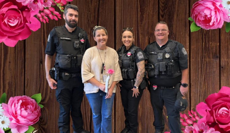 Thank you to the Arkadelphia Police Department for honoring Dawson employees that have or had breast cancer by passing out pink roses. 🌹