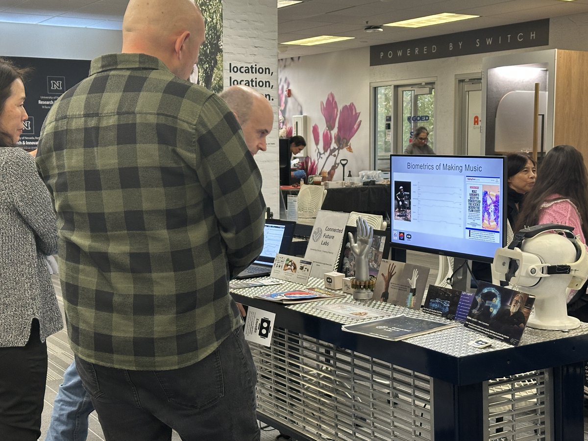 EmotiBit tweet media