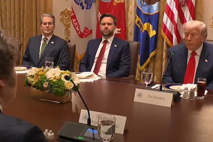 Con amigos así para qué quiero enemigos