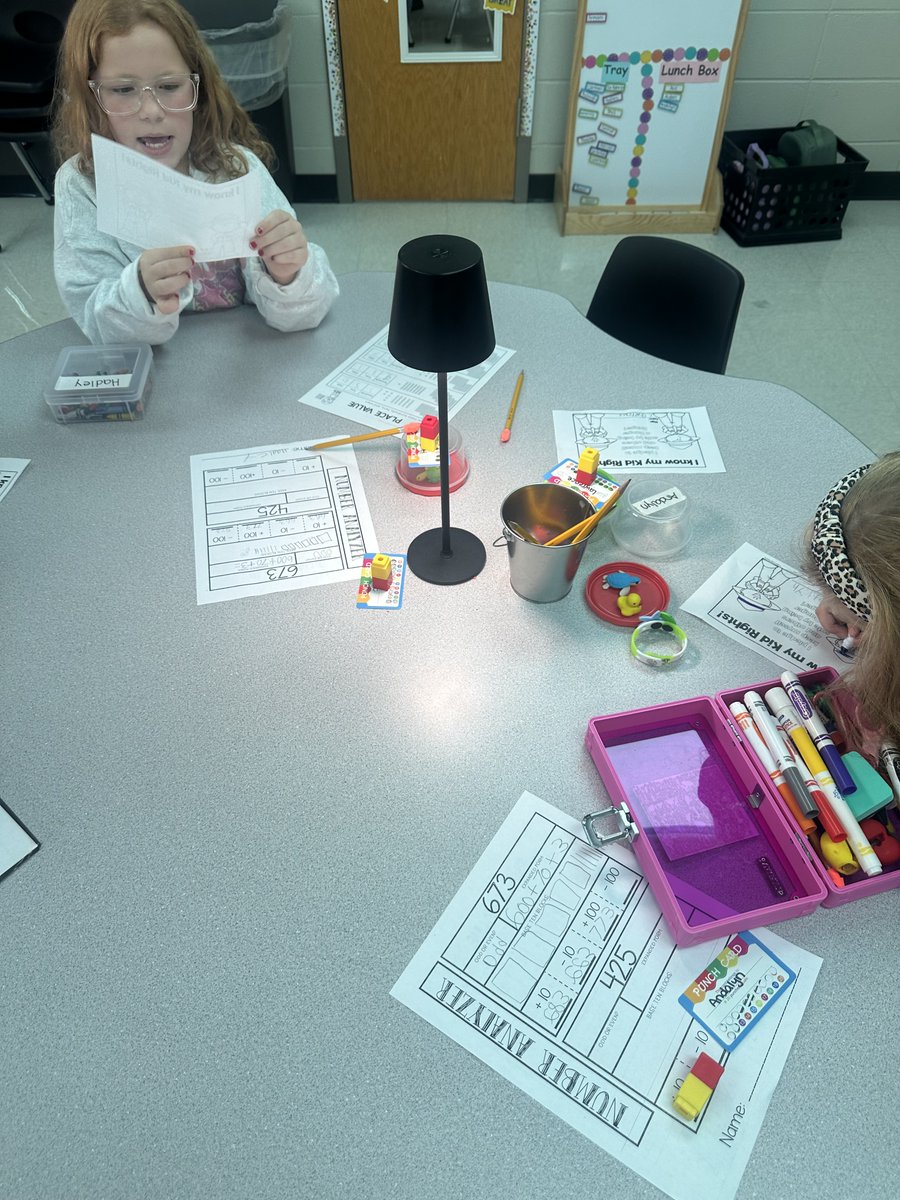 NettletonSTEAMe's tweet image. ✨✨ Special Class Spotlight ✨✨
Second Grader STEAMers have been learning how to be a &quot;Danger Ranger&quot; in Mrs. Estill&apos;s SEL Classes. They have talked about safe vs. unsafe secrets, safe vs. unsafe touches, and strangers.🛑🛑
#STEAMe #SpecialClassSpotlight #DangerRanger