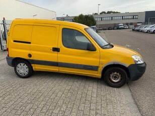 GidiOracle01's tweet image. Holup ! I just got the maddest deal ever tonight. And couldn’t want to show y’all 

Can’t afford to cop a korope cargo bus because of how expensive it is? Don’t worry pick up this 2007 Citroen Berlingo
Going for a huge sum of N172,500.. Zero Faults !