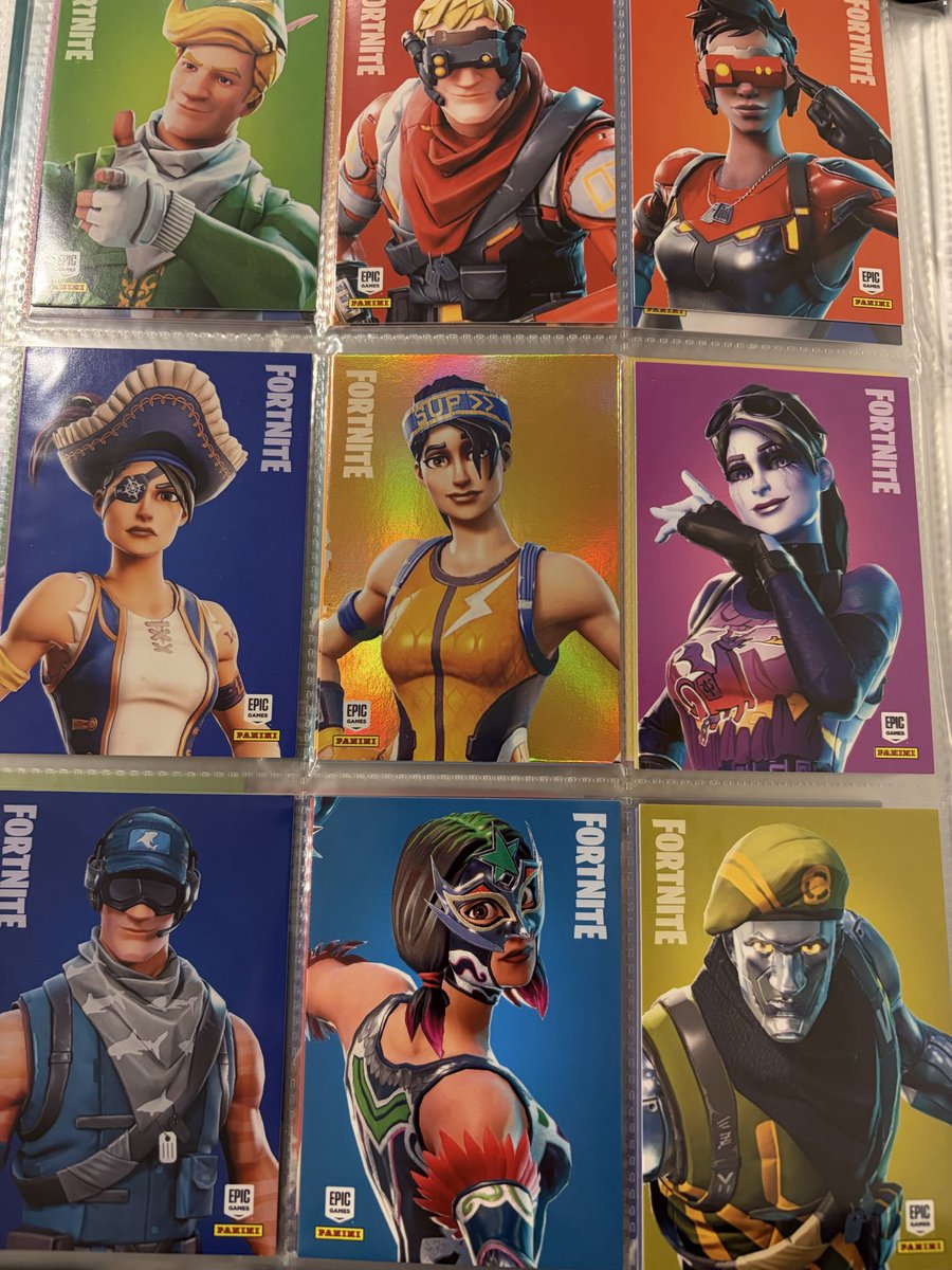 Gong through storage and found my old Fortnite series 1 card collection from 2019! Crazy that it’s already been 6 years!

Who remembers these? 🤓