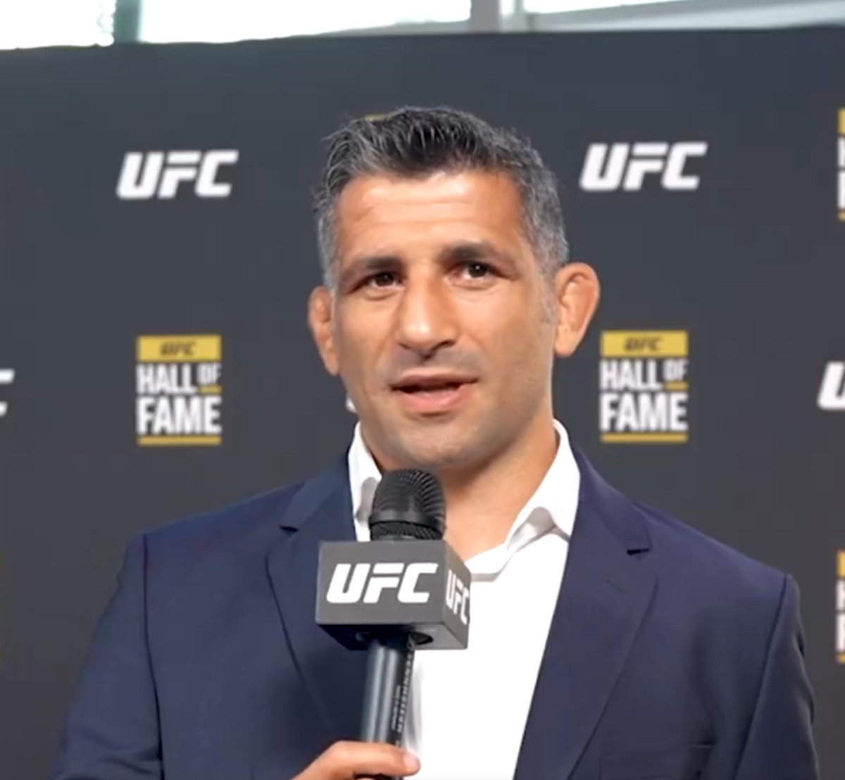 SportWorldNews3's tweet image. Beneil Dariush believes size could decide Islam vs JDM fight.
Makhachev is trying to compensate for the physical difference that could play a decisive role.
sportworldnews.org/ufc/news/26277…
#UFC #islammakhachev
