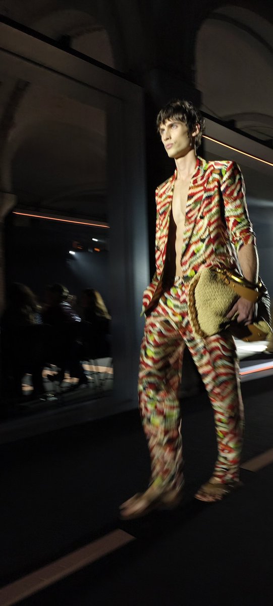 Oscar Callau tweet media