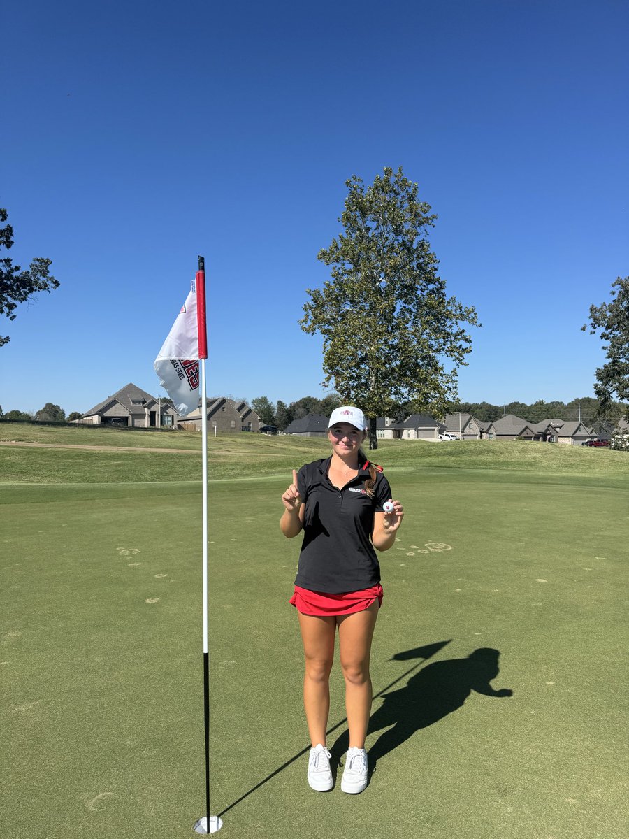 AStateWGolf's tweet image. Mackenzie Cloutier with an ACE, first of her career, on the par-3 11th at Sage Meadows in final round of Lady Red Wolves Classic. #WolvesUp