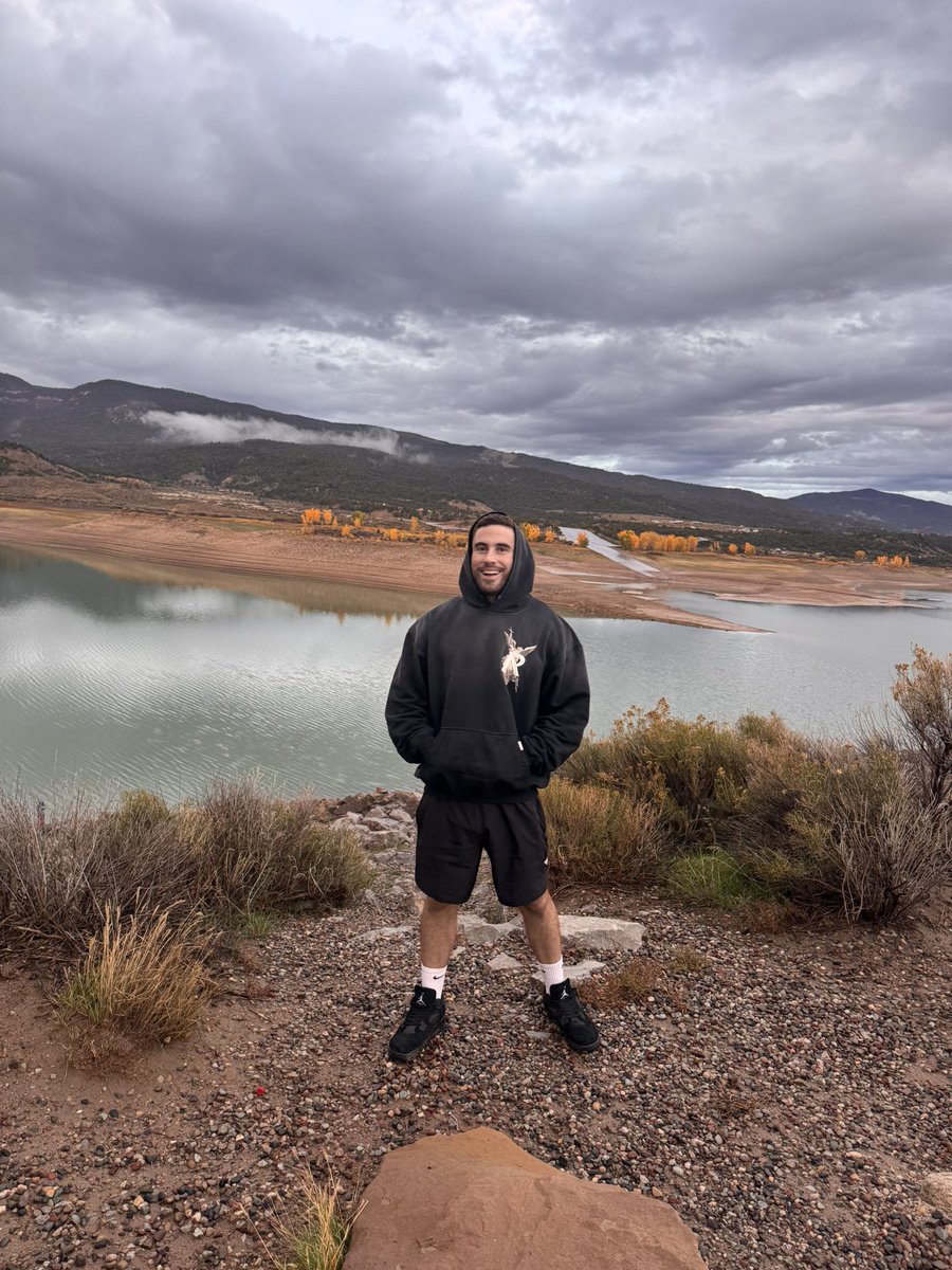 philslockedin's tweet photo. Colorado living #Colorado #whataplace https://t.co/udLAWHox2J