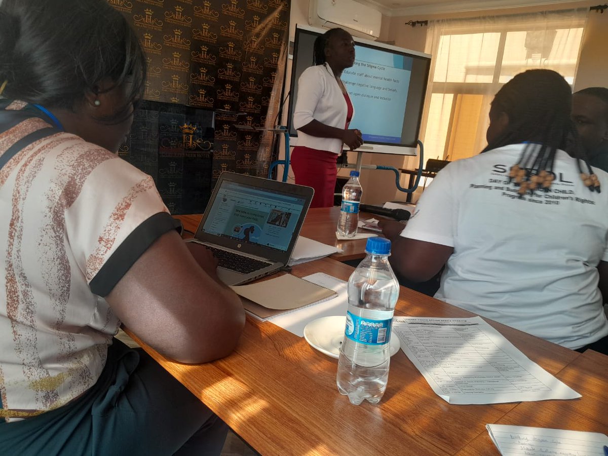 HEDSOorg's tweet photo. Attended Day 1 of a training by Tinada on developing workplace mental health policies at Carla Hotel.
We discussed workplace challenges, the role of HRs, reducing stigma & creating inclusive, supportive work environments.
#MentalHealthAtWork #HEDSO #Tinada #WellBeing https://t.co/vvArbxL9Hp