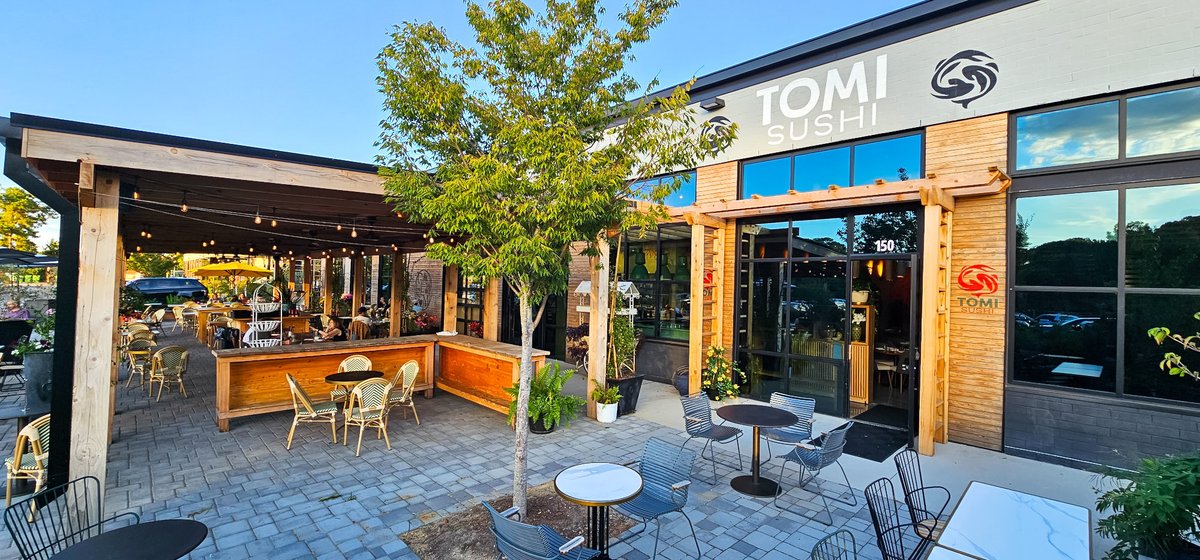 🍣 Now Open at East End Market: Tomi Sushi
A perfect balance of tradition and innovation, Tomi Sushi brings a refined Japanese dining experience to Raleigh. Created by the award-winning @giorgiosgroup, this new concept pairs classic craftsmanship with modern flavor in an