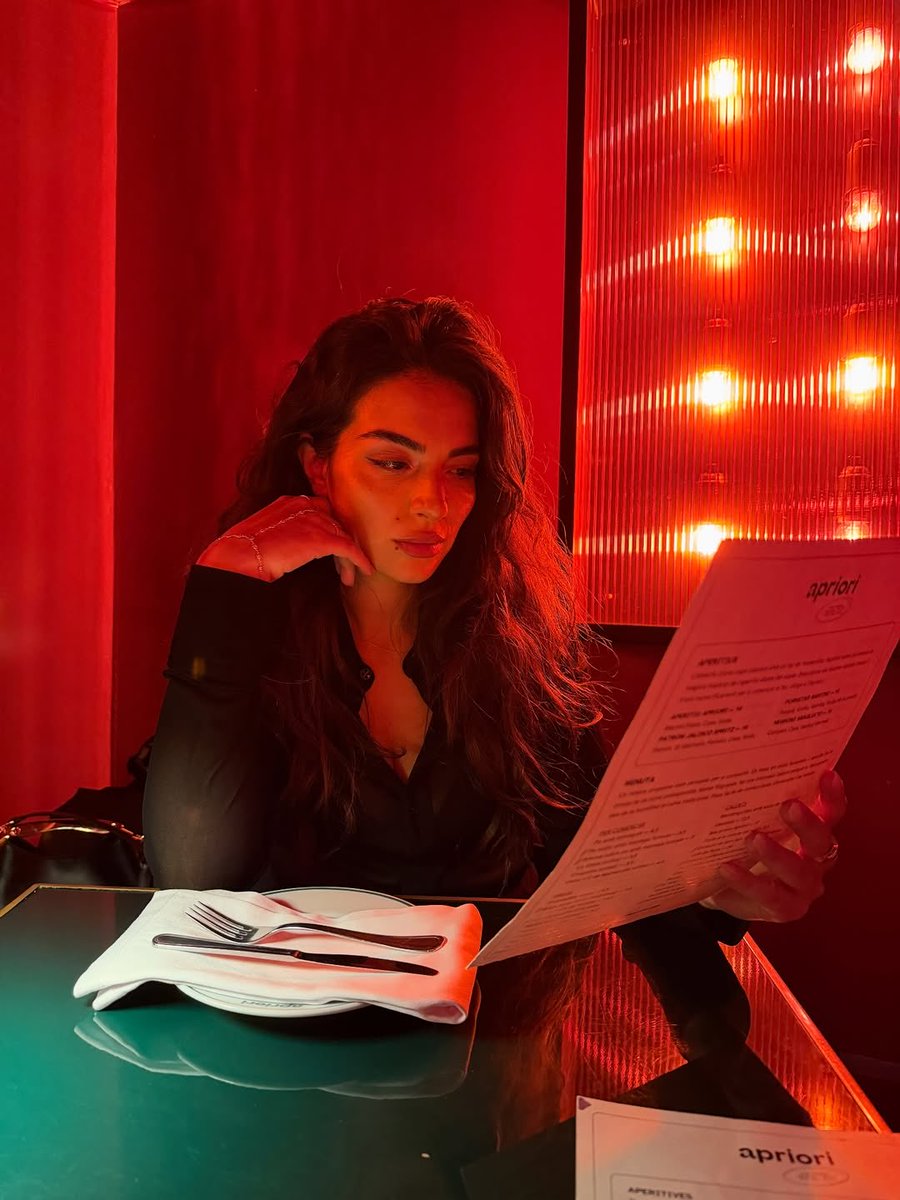 iweraq's tweet photo. 🍽️❤️
#MelisaAsliPamuk • @RealMelisaPamuk https://t.co/GME51AxFJJ