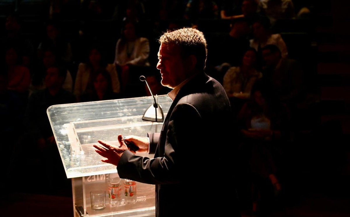 Claudio Orrego L. tweet media