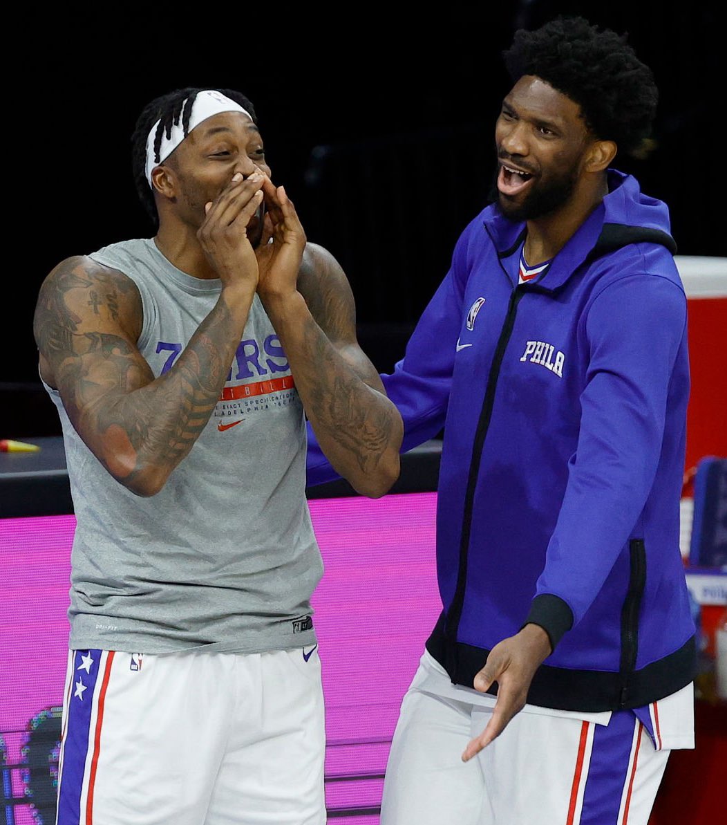 Dwight Howard thinks a healthy Joel Embiid is the only center who can take on prime Shaq

“I felt like if he had stayed healthy, he would probably be the only player at that time who I could see giving Shaq problems, if he was playing Shaq one-on-one.”

(h/t <a href="/HoopAnalysisNet/">NBA Analysis Network</a> )