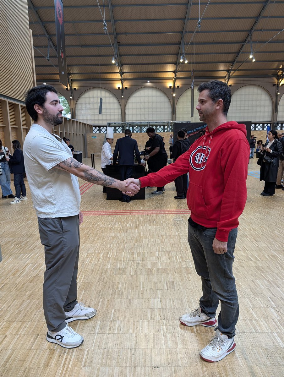 Regelegorila tweet media