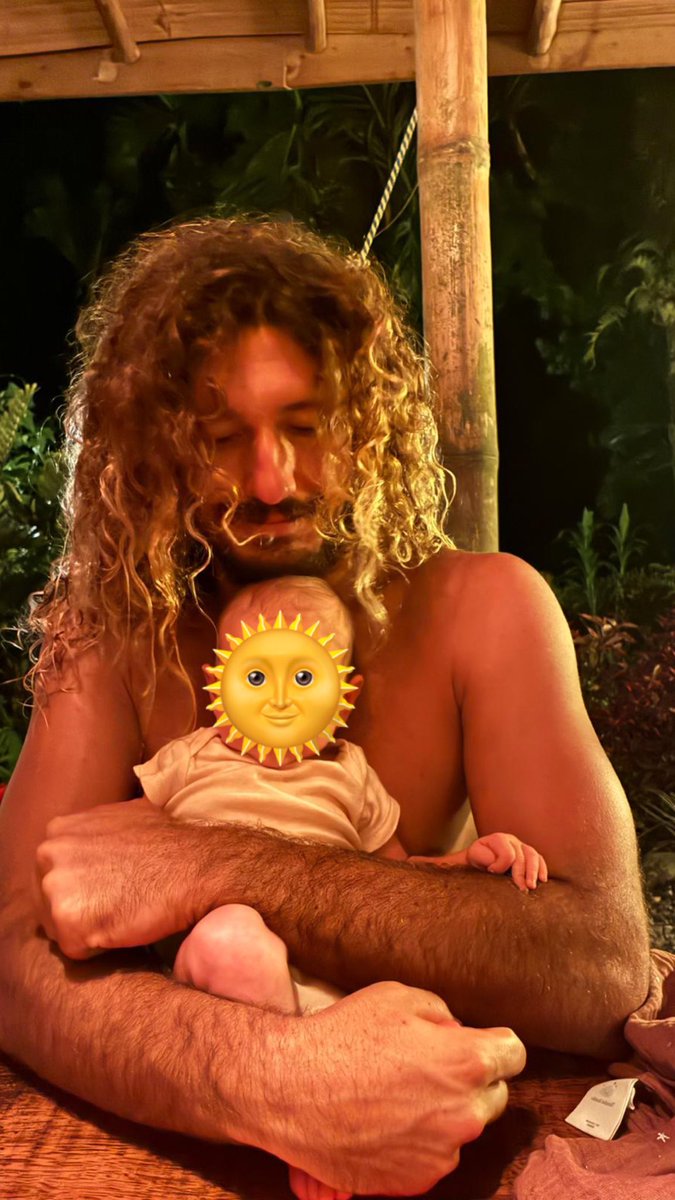 Just did the math. 

Nostr sent Maya 2,094,000 sats for our gender reveal &amp; birth story.  

Zaps are magic. Bitcoiners love babies.