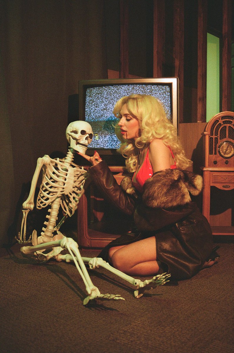 spooky szn is in full effect 💀 shot on <a href="/CineStillFilm/">CineStill Film</a>