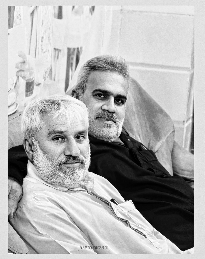 itsjasemX's tweet photo. یه عکس از امروز، با آدم‌ هایی که خاطره ‌ی دیروزم‌ ان https://t.co/YMI3E9PbC5