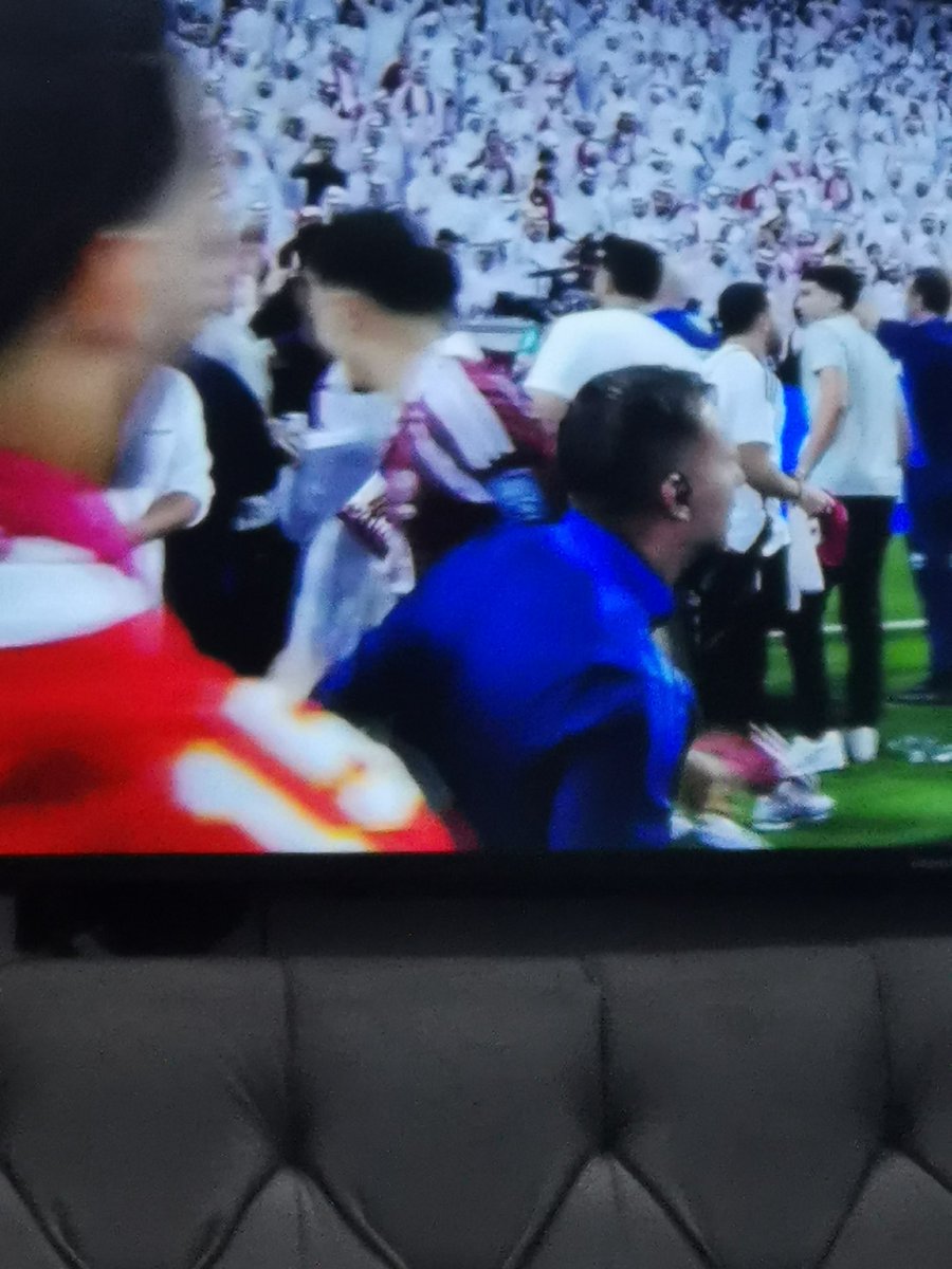 نبارك للاشقاء تاهلهم للمونديال العالمي يستاهلون التأهل عن جداره واستحقاق /من جد وجد / مباركين مباركين