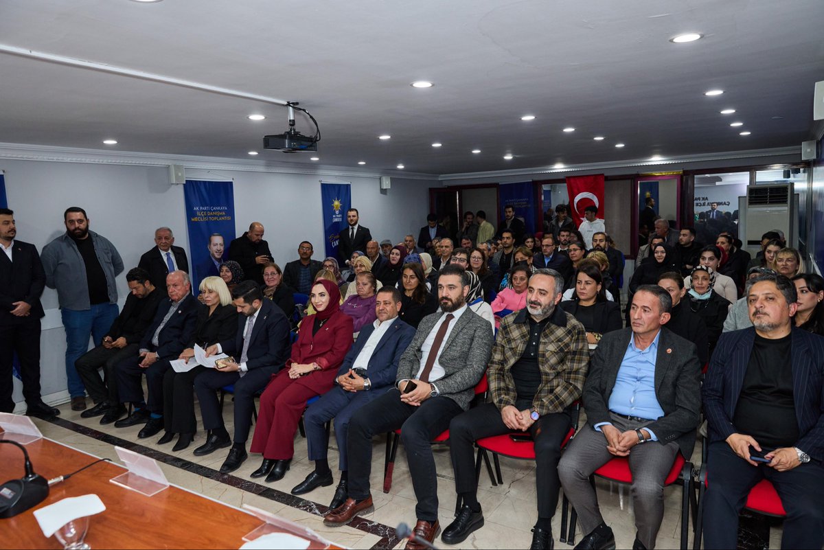 akcankaya's tweet photo. Ekim ayı Daraltılmış İlçe Danışma Meclisi toplantımızı, İlçe Başkanımız Sayın Muhammed Baran KARADUMAN başkanlığında; İlçe Koordinatörümüz Sn.Rukiye Bayram ve teşkilat mensuplarımızın katılımlarıyla gerçekleştirdik

Birlik, beraberlik ve istişareyle daha güçlü bir 
Çankaya için🇹🇷 https://t.co/FNzW8vJJoe