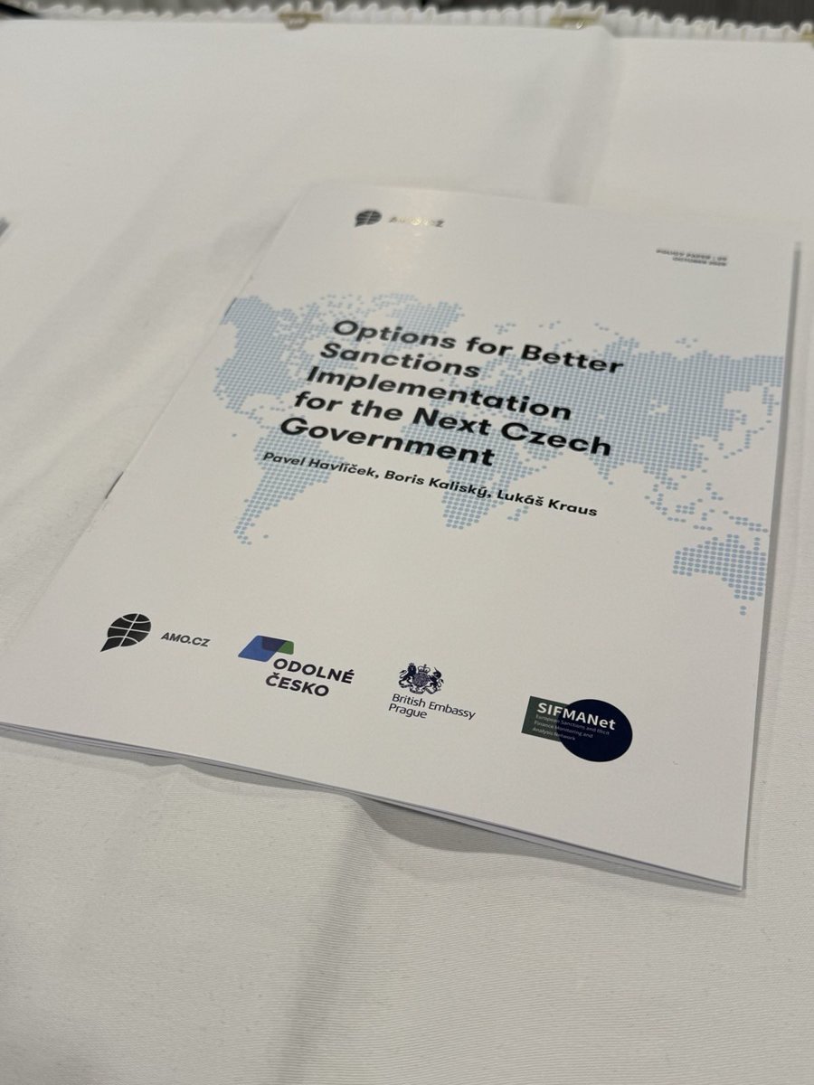 Pavel_Havlicek_'s tweet photo. Today, it was my great pleasure to moderate a round table on the implementation of the #Russia #sanctions and increasing their efficiency.
We also had the pleasure to present our new #policypaper on the issue and agenda for the upcoming #Czech government.
More to come soon! https://t.co/U81uWfDvxR
