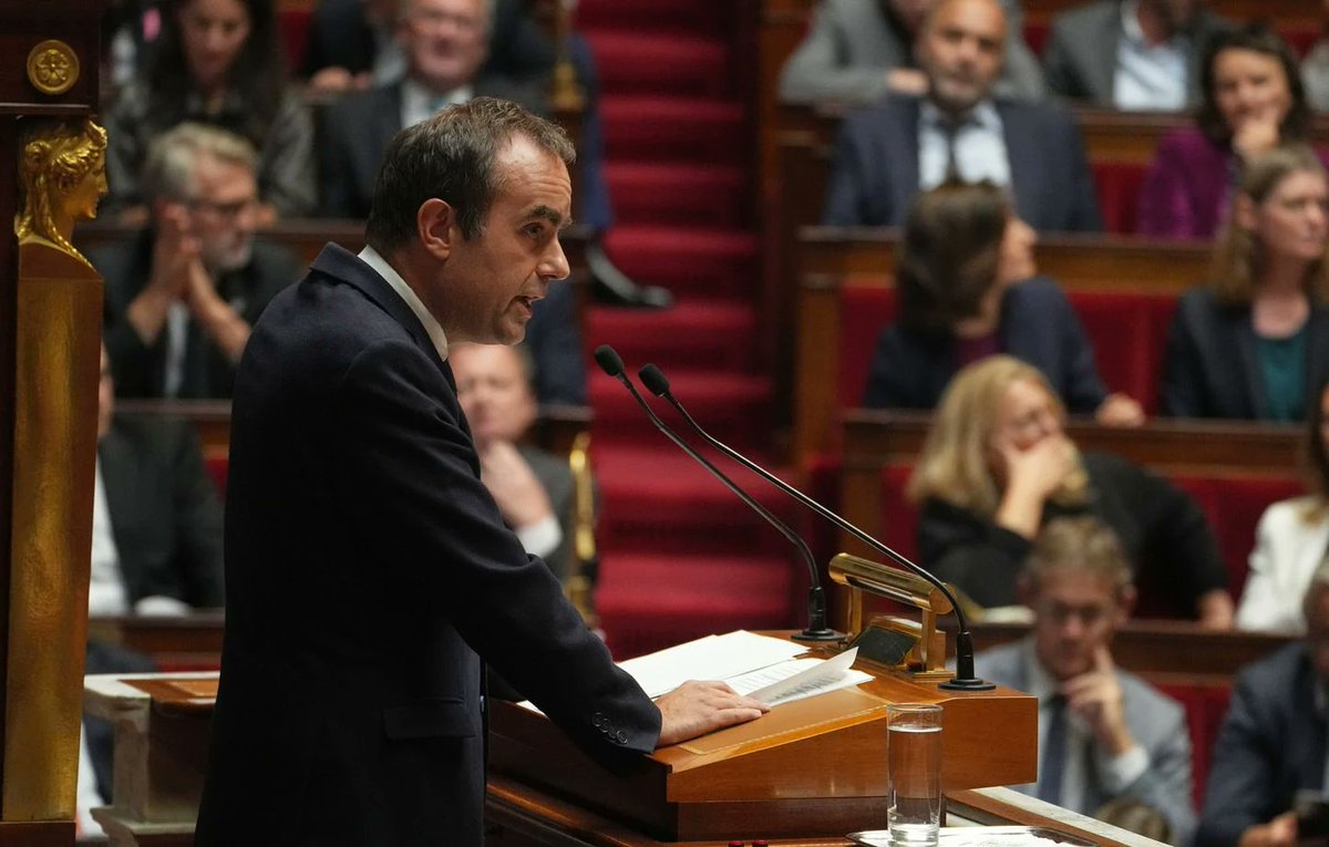 « Au commencement était le Verbe, et l’avenir d’un pays tient parfois à un seul mot. Le discours de politique générale de Sébastien Lecornu pouvait se résumer ainsi : allait-il prononcer la « suspension » de la réforme des retraites ? » 👇#directAN
20minutes.fr/politique/4179…