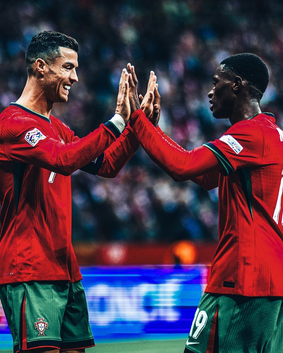TeamCRonaldo's tweet image. Cristiano Ronaldo & Nuno Mendes since the UNL.
⚽ Ronaldo (🅰️ Mendes) vs 🇭🇷
⚽ Ronaldo (🅰️ Mendes) vs 🏴
⚽ Ronaldo (🅰️ Mendes) vs 🇩🇪
⚽ Ronaldo (🅰️ Mendes) vs 🇪🇸
⚽ Ronaldo (🅰️ Mendes) vs 🇭🇺
CR7 finally found his Portuguese Marcello 🔥