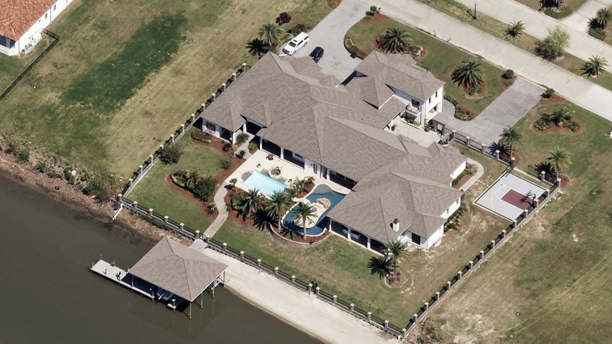 vexcel_data's tweet image. From the bayous to Baton Rouge, Vexcel captures Louisiana in remarkable detail.
Our high-resolution aerial imagery brings clarity and consistency to every corner of the state—helping insurers, governments, and utilities make smarter, faster decisions.
hubs.la/Q03Nv_r60